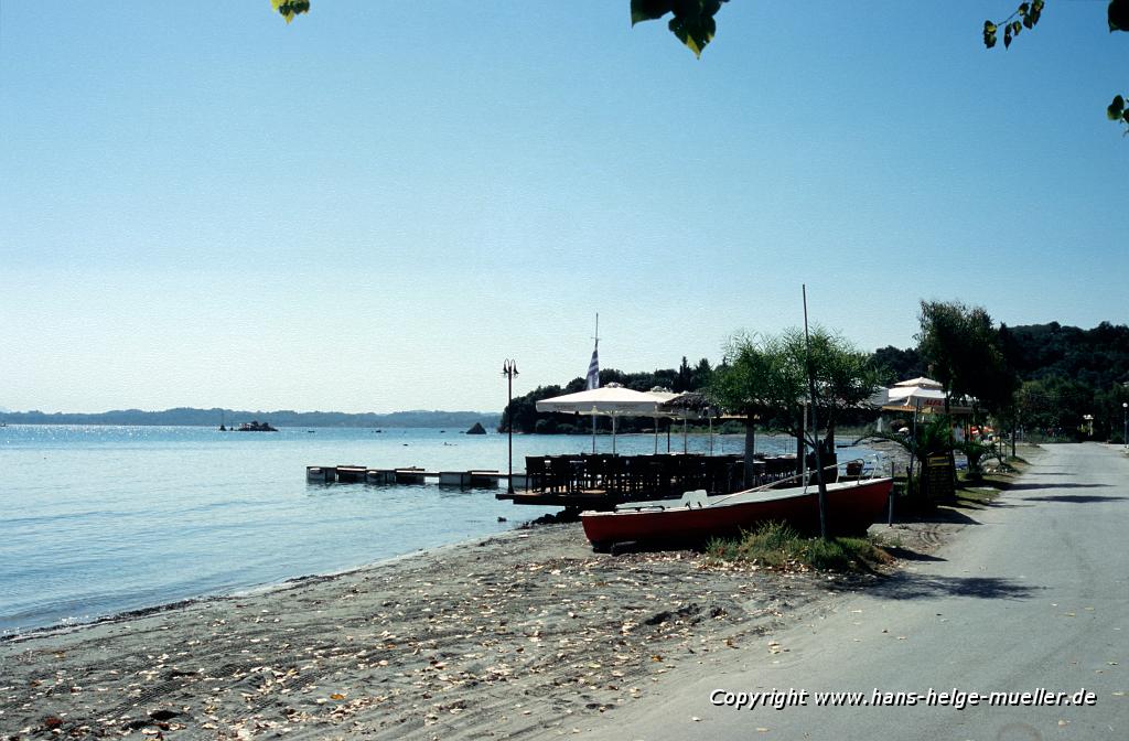 Strand in Petriti